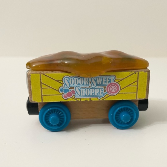 Thomas & Friends Wooden Caramel Car Train Sodor Sweet Shoppe - Picture 7 of 12